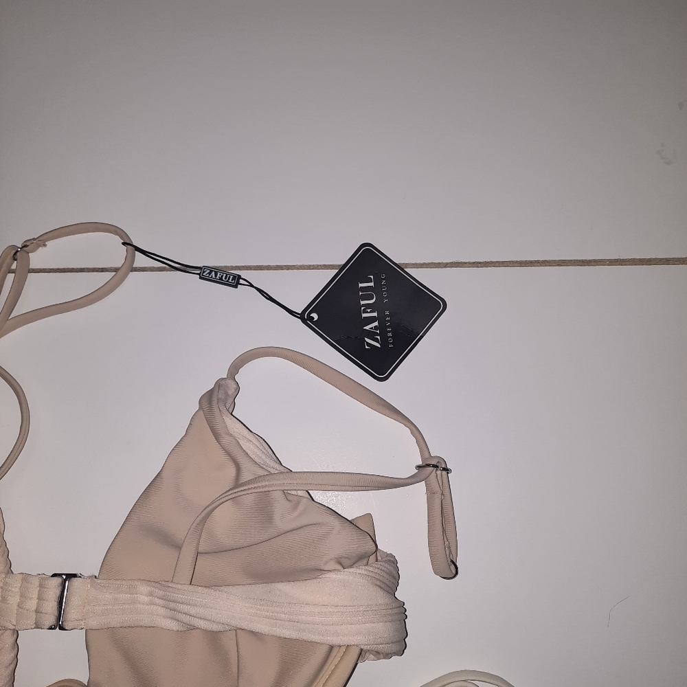 Bikini Top - Picture 4 of 7